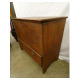 VIEW 2 CLOSEUP W/ DRAWER