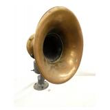 VIEW 2 CLOSEUP 7IN OPENING