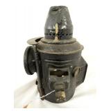 VIEW 3 SIDE 2 RR LANTERN