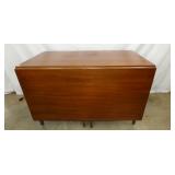 MAH. CRAFTIQUE DROPLEAF TABLE