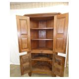 VIEW 4 CLEAN INSIDE CORNER CUPB.