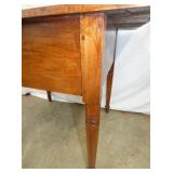 VIEW 3 CLOSEUP PEGGED TABLE