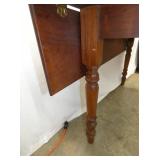 VIEW 3 CLOSEUP WALNUT LEGS