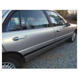 VIEW 10 CLOSEUP 4 DOOR