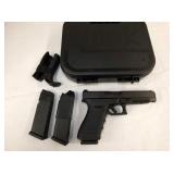 VIEW 2 CLOSEUP EXTRA MAGS AND GRIPS