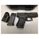 VIEW 2 CLOSEUP W/ 2 MAGS