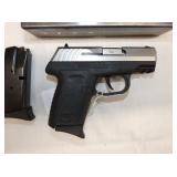 VIEW 2 CLOSEUP 10 RDS, 2 MAGS