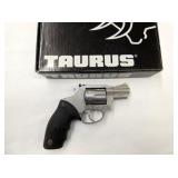 TAURUS 22 MAG. REVOLVER