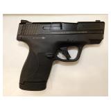 VIEW 2 CLOSEUP S&W M&P 9MM