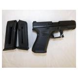 VIEW 2 CLOSEUP GLOCK EXTRA MAG.