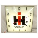 16X16 INTERNATIONAL HARVESTOR CLOCK