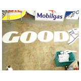 VIEW 2 CLOSEUP 12IN PORC. LETTERS