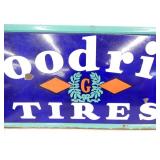 VIEW 4 PORC. GOODRICH TIRES SIGN