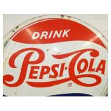 VIEW 4 CLOSEUP TOP PEPSI COLA