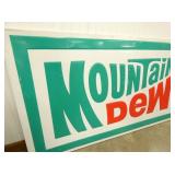 VIEW 2 CLOSEUP EMB. 58X34