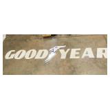 PORC. GOODYEAR LETTER SIGN