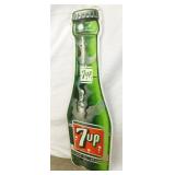 VIEW 2 CLOSEUP 7UP BOTTLE SIGN
