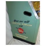 VIEW 7 LEFTSIDE WHIZ CABINT 24X54