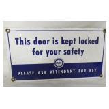 PORC. PURE DOOR LOCK SAFETY SIGN