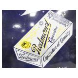 VIEW 3 PORC. CLOSEUP W/ PACK