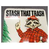 VIEW 2 CLOSEUP STASH THAT TRASH