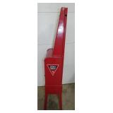 VIEW 5 RIGHSIDE TOMS