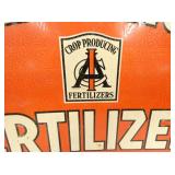 VIEW 3 CLOSEUP FERTILIZERS SIGIN