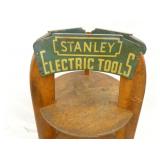 VIEW 2 CLOSEUP GORDONS W/ LIDS