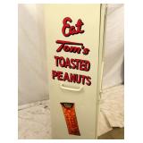 VIEW 4 SIDE VIEW TOMS CABINET