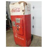 VIEW 2 CLOSEUP EMB.CAVALIER BOX