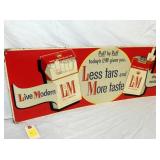 VIEW 3 L&M SIGN W.CIGARETTE PACKS