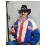 VIEW 2 CLOSE UP TOP 75X32