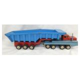SSS INTERNATIONAL DUMP TRUCK