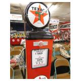 VIEW 4 TEXACO PUMP W/ GLOBE