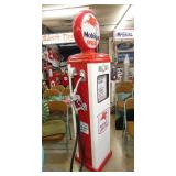VIEW 3 MOBIL GAS REPLICA PUMP