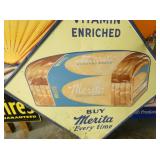 VIEW 2 CLOSEUP (SATURDAY ITEM)