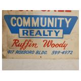 VIEW 2 CLOSEUP REALTY SIGN