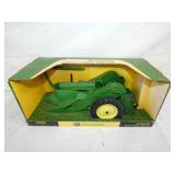 ERTL JOHN DEERE 60 TRACTORPRESTIGE 1:16