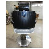 VIEW 5 BACKVIEW BARBER CHAIR
