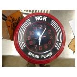 VIEW 2 CLOSEUP CLOCK