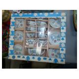 COLLECTION TEA SETS