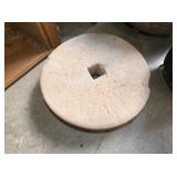 EARLY GRINDING STONE