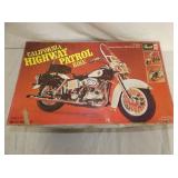 CA HIGHWAY PATROL MOTORYCLE W/ BOX