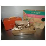 VIEW 2 CLOSEUP SINGER