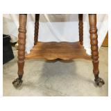 VIEW 2 CLOSEUP W/ LARGE BALL/CLAW FEET