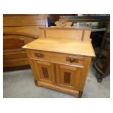 VIEW 2 MATCHING WASHSTAND