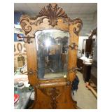 VIEW 2 CLOSEUP OAK HALL SEAT MIRROR