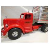 VIEW 2 CLOSEUP SMITH MILLER TRUCK