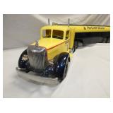 VIEW 5 FRONT VIEW MACK TRUCK