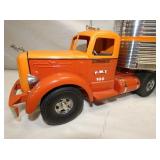 VIEW 7 SMITH MILLER CLEAN TOY